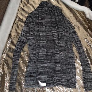 ❌SOLD❌Express cardigan.